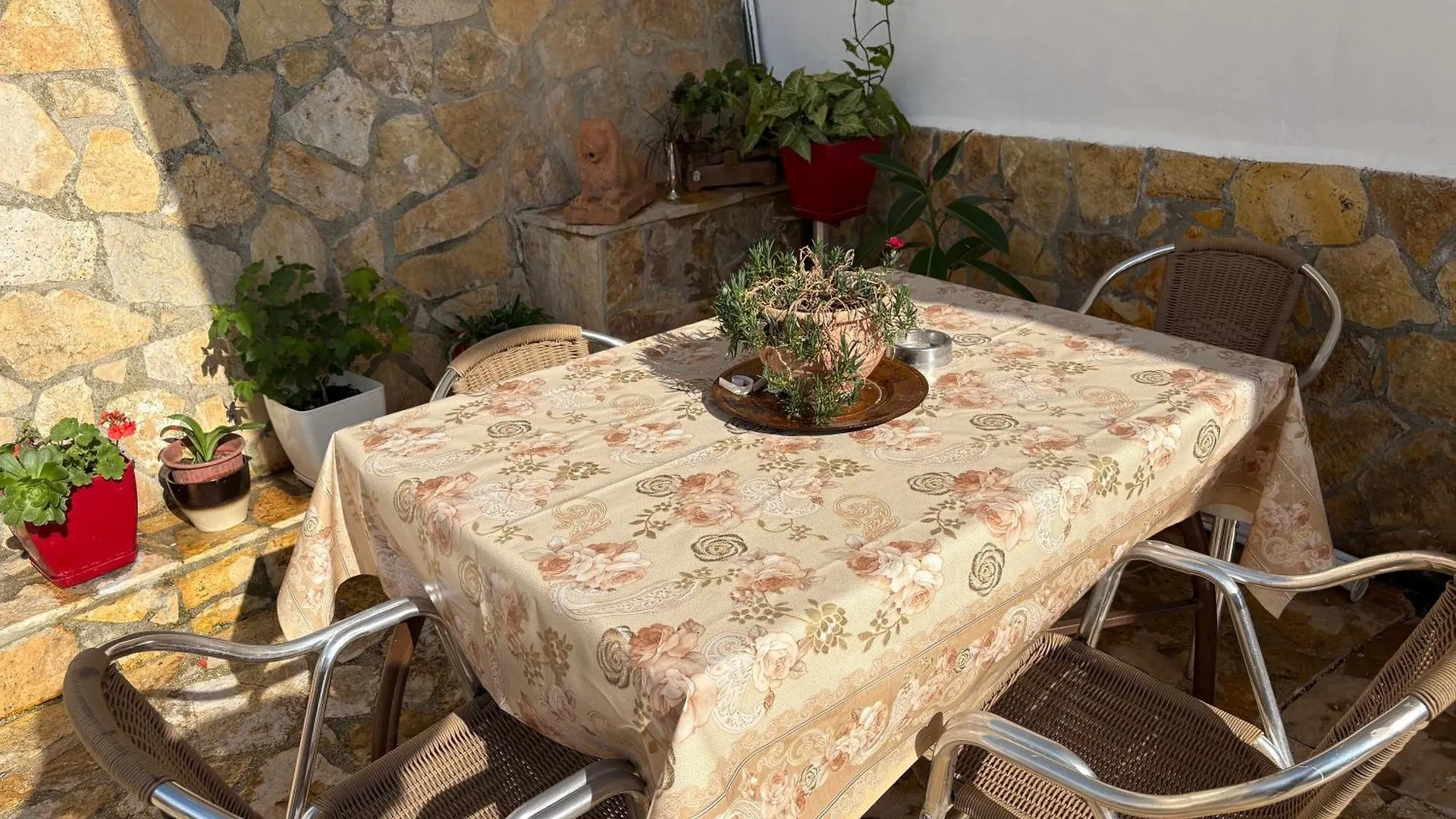 Vila Stelio Berat Albania